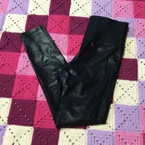 Carbon38 Shinny Black Leggings XS